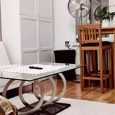 2 Steps From Railway Stationシ Appartement *